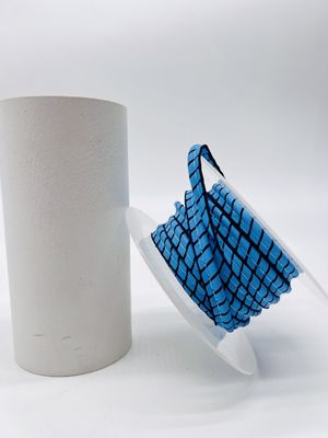 Tubos refletores segmentados em cores com alta visibilidade