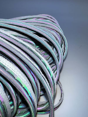 Faixa de tecido de tubulação refletora colorida fácil de aplicar costura para roupas