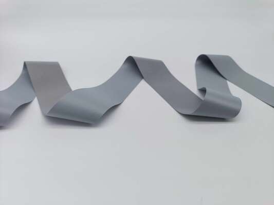 Banda de tecido refletora de alta visibilidade para vestuário industrial e de segurança